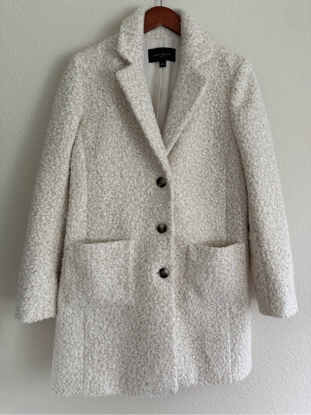 Ann Taylor Cream Boucle Sherpa/Teddy Coat Size S